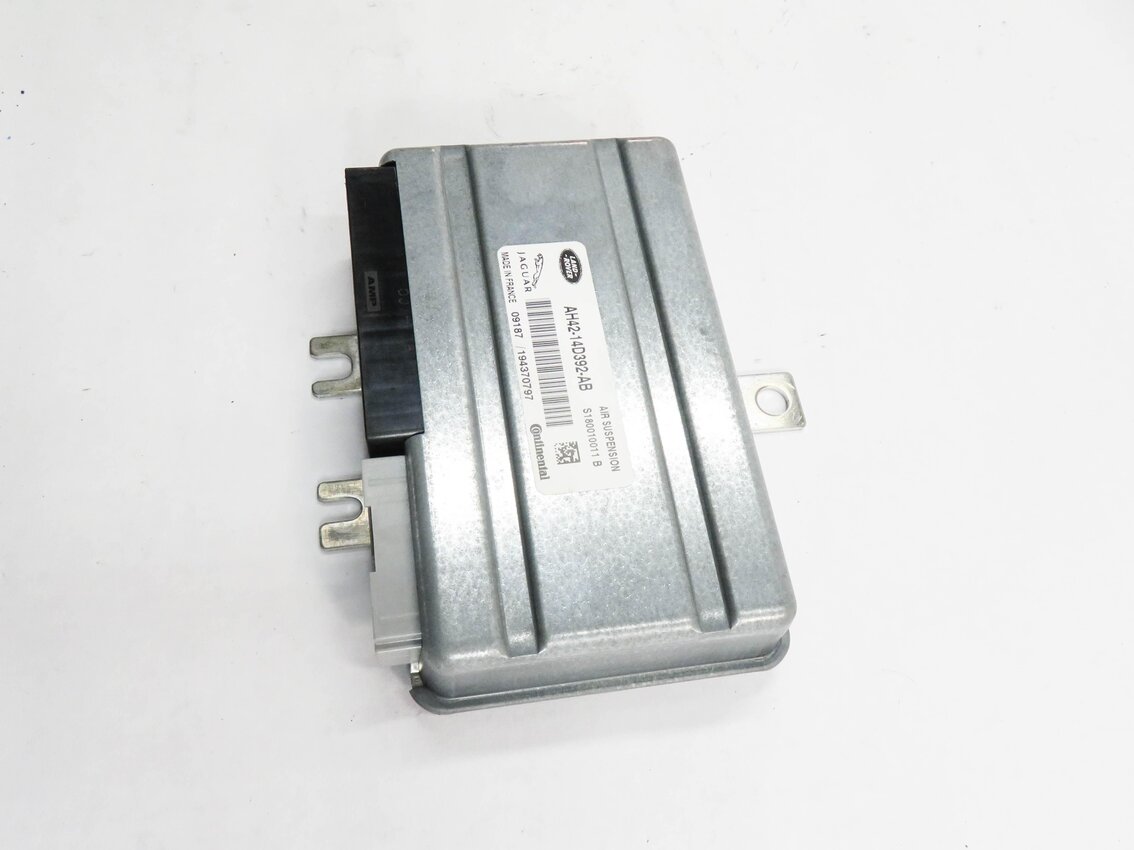 Thumbnail 4: 10-16 LR4 - RANGE ROVER SPORT (L320) AIR SUSPENSION COMPRESSOR MODULE (HITACHI)