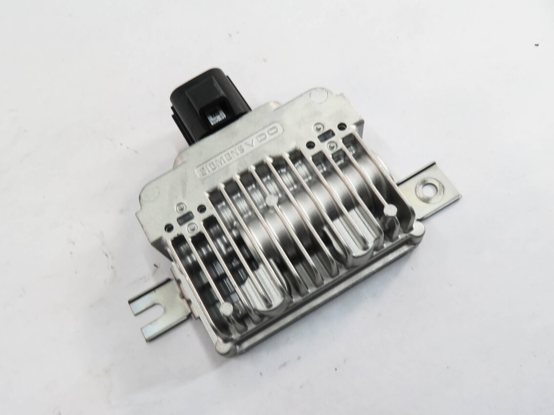 2010 RANGE ROVER (L322) FUEL PUMP CONTROL MODULE
