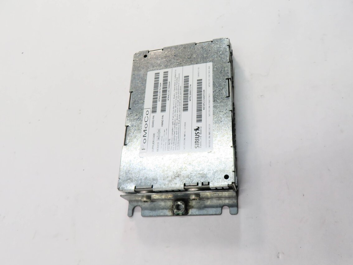 Thumbnail 3: 2007-2012 LR3 - RANGE ROVER SPORT (L320) SIRIUS SATELLITE RADIO RECEIVER MODULE