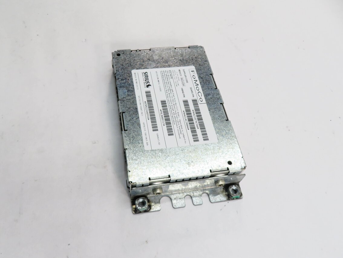 Thumbnail 4: 2007-2012 LR3 - RANGE ROVER SPORT (L320) SIRIUS SATELLITE RADIO RECEIVER MODULE