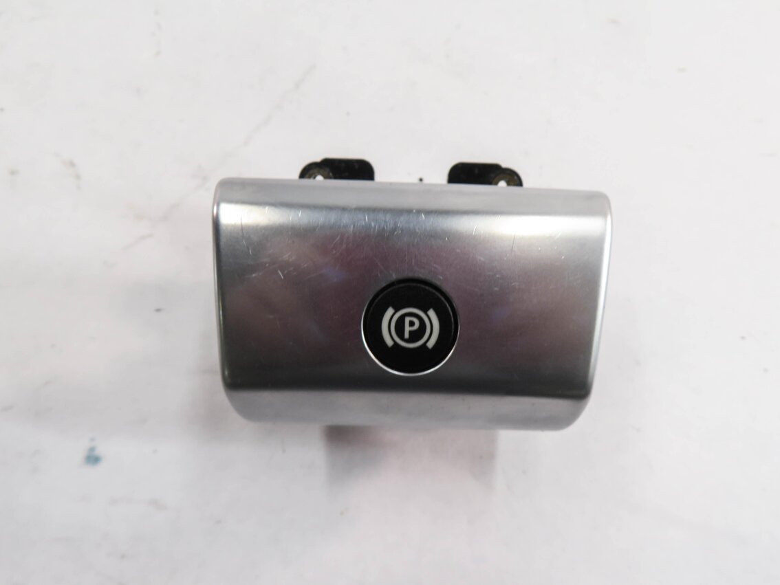 Thumbnail 2: 2010 RANGE ROVER (L322) PARKING BRAKE SWITCH BUTTON