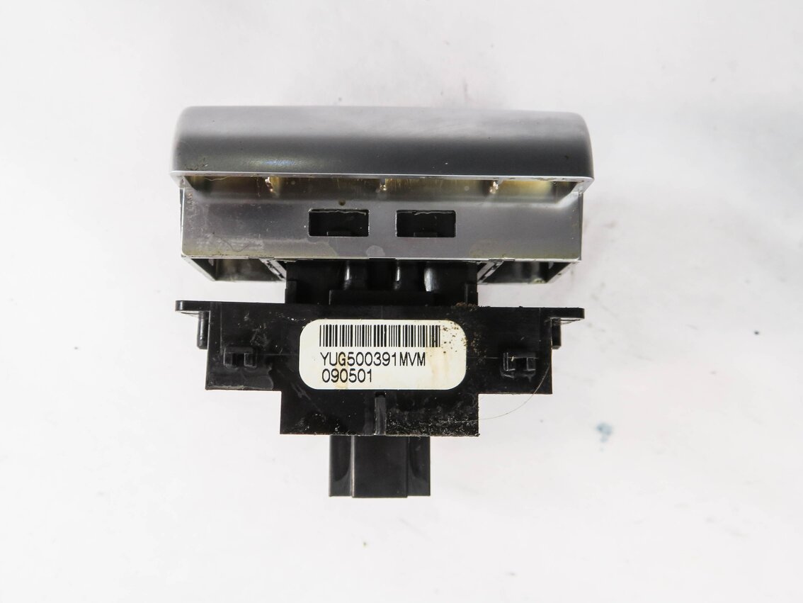Thumbnail 7: 2010 RANGE ROVER (L322) PARKING BRAKE SWITCH BUTTON