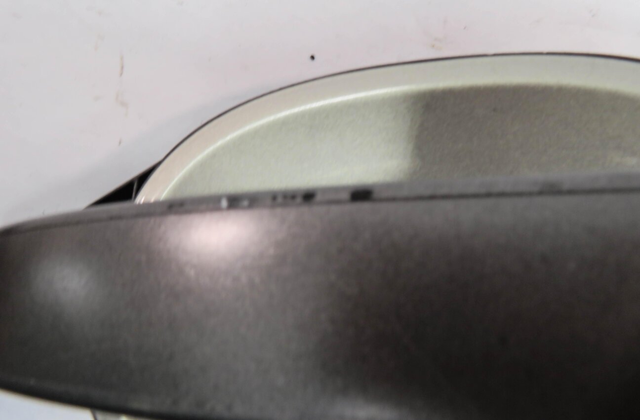 Thumbnail 8: 2010-2012 RANGE ROVER (L322) FRONT / REAR - PASSENGER DOOR HANDLE (SAND 824)
