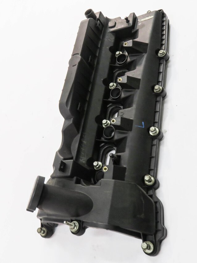 Thumbnail 4: 2010-2018 RANGE ROVER SPORT (L320 L322 L494 L405) 5.0L V8 - LEFT VALVE COVER