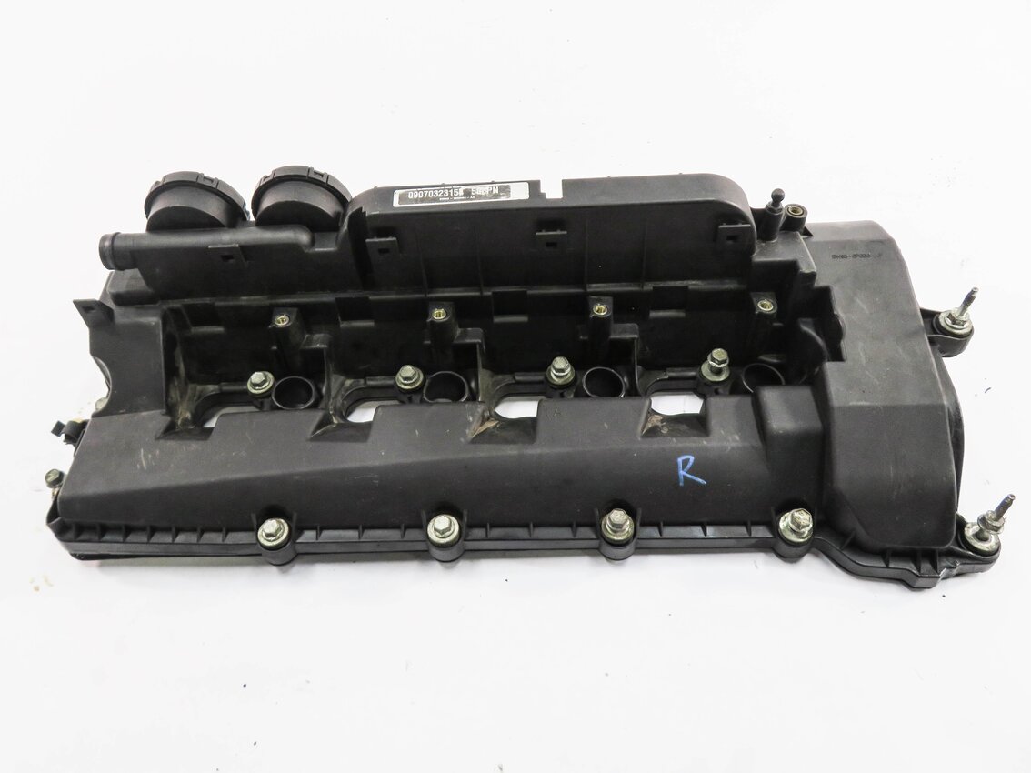Thumbnail 2: 10-12 RANGE ROVER SPORT (L320 L322 L494 L405) 5.0L V8 - RIGHT ENGINE VALVE COVER