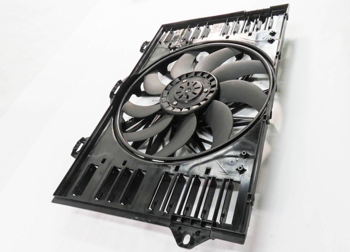 Thumbnail 3: 2010-2016 PORSCHE PANAMERA (970 G1) 3.0L / 3.6L / 4.8L - RADIATOR COOLING FAN