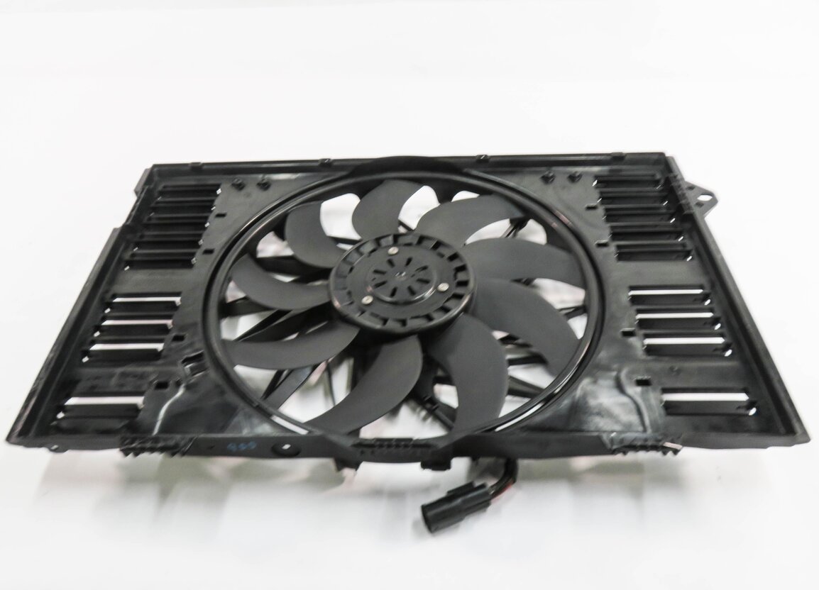 Thumbnail 4: 2010-2016 PORSCHE PANAMERA (970 G1) 3.0L / 3.6L / 4.8L - RADIATOR COOLING FAN