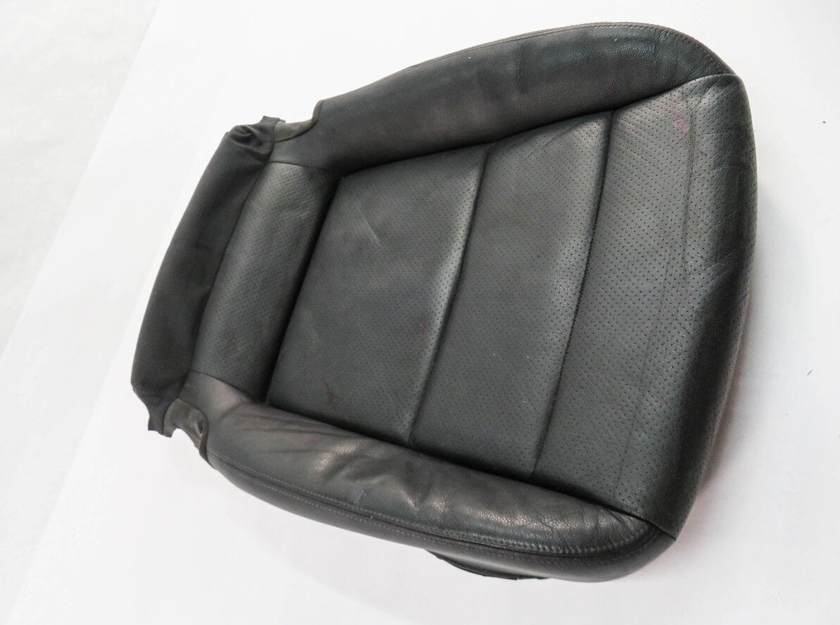 Thumbnail 3: 2011 PORSCHE PANAMERA (970 G1) PASSENGER - BOTTOM HEATED SEAT CUSHION (BLACK)