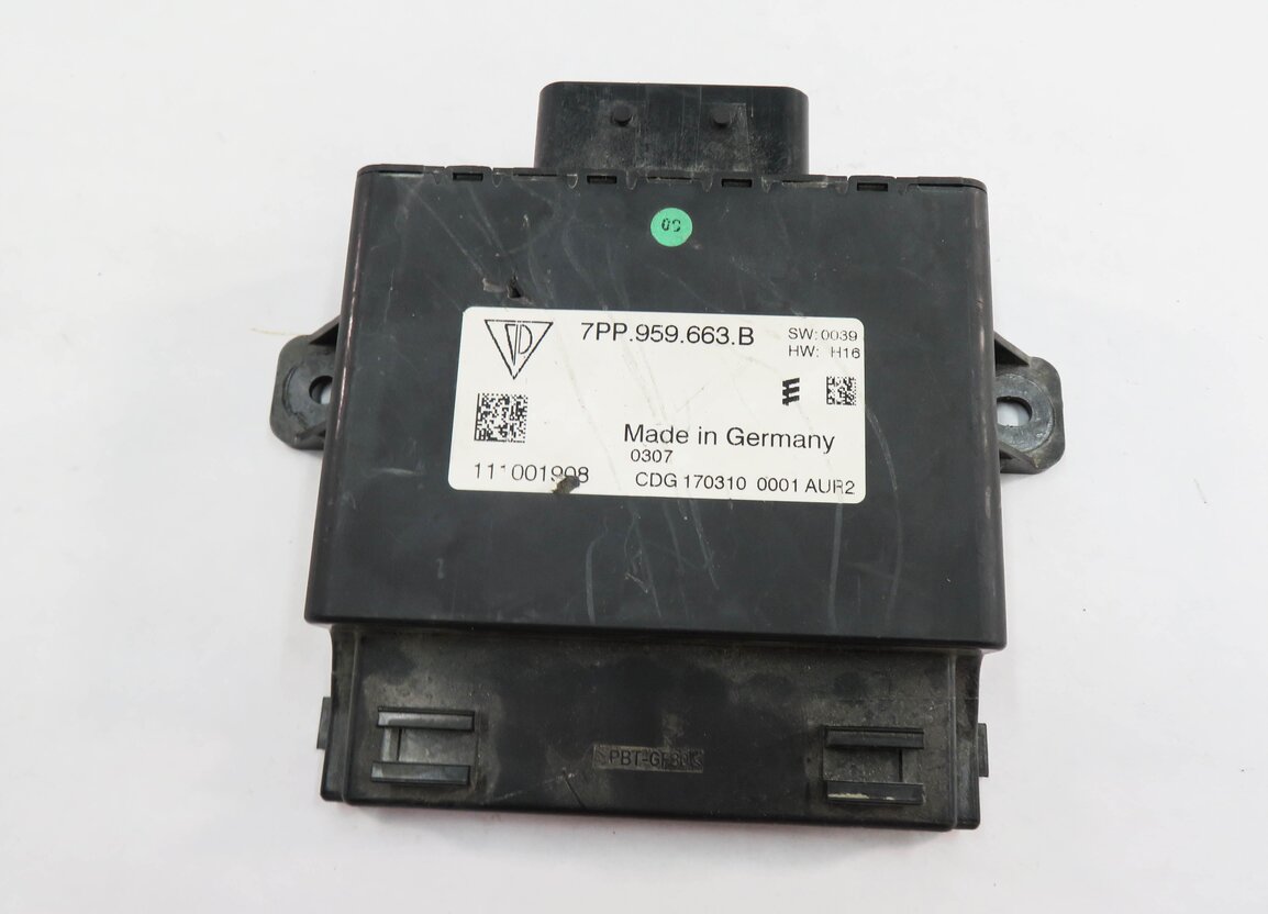 Thumbnail 2: 2011 PORSCHE PANAMERA (970 G1) VOLTAGE CONVERTER CONTROL MODULE