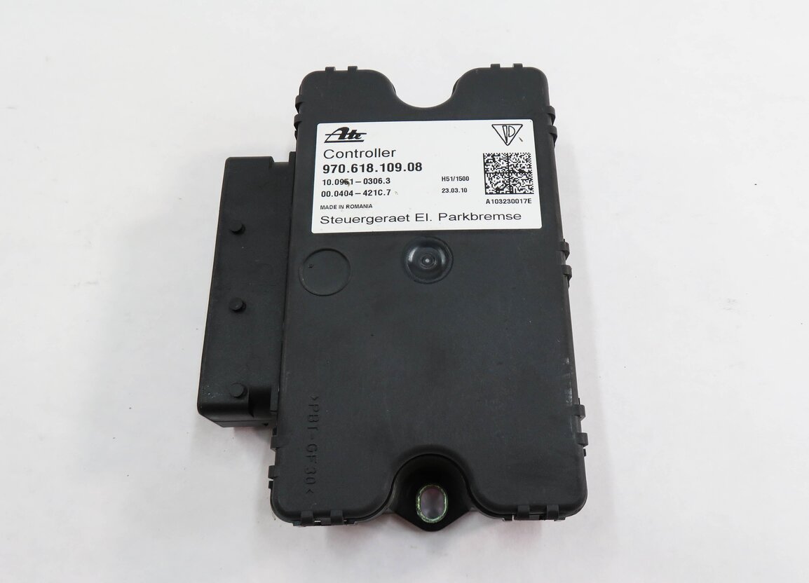 Thumbnail 2: 2011 PORSCHE PANAMERA (970 G1) PARKING BRAKE CONTROL MODULE