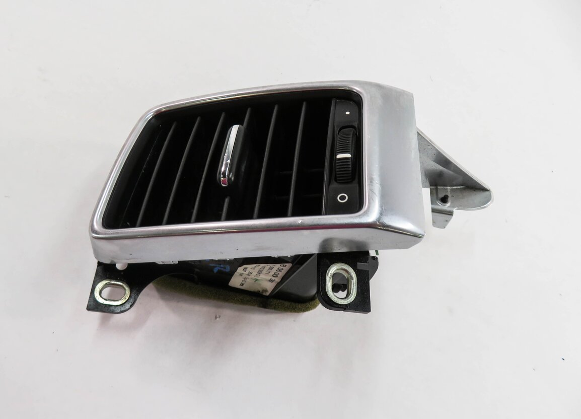 Thumbnail 3: 2011 PORSCHE PANAMERA (970 G1) LEFT REAR HEATER A/C AIR VENT