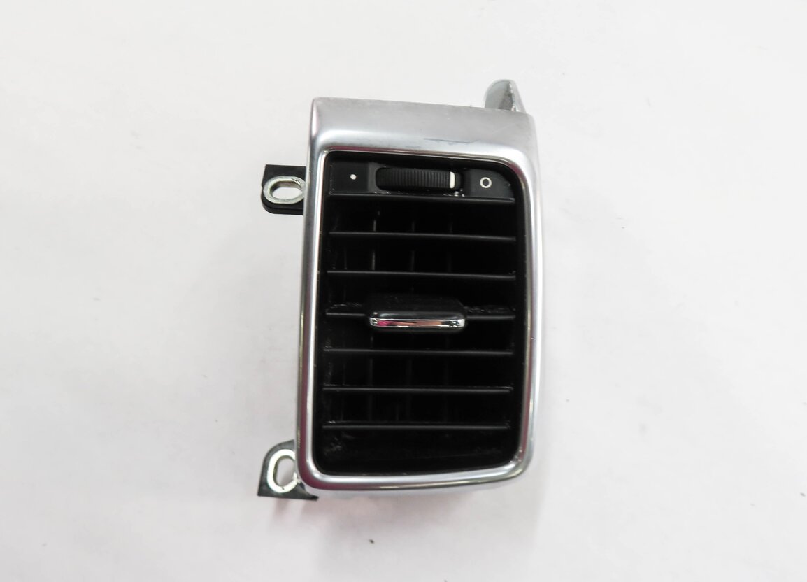 Thumbnail 2: 2011 PORSCHE PANAMERA (970 G1) RIGHT REAR HEATER A/C AIR VENT