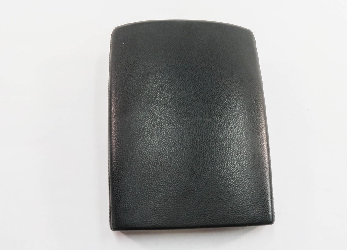 Thumbnail 2: 2010-2016 PORSCHE PANAMERA (970 G1) FRONT CENTER CONSOLE ARMREST LID (BLACK)