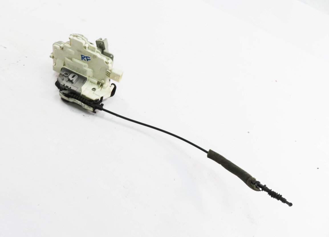 2010-2019 AUDI / PORSCHE A4 S4 A5 S5 A6 Q3 Q5 Q7 TT 911 - RIGHT FRONT DOOR LATCH