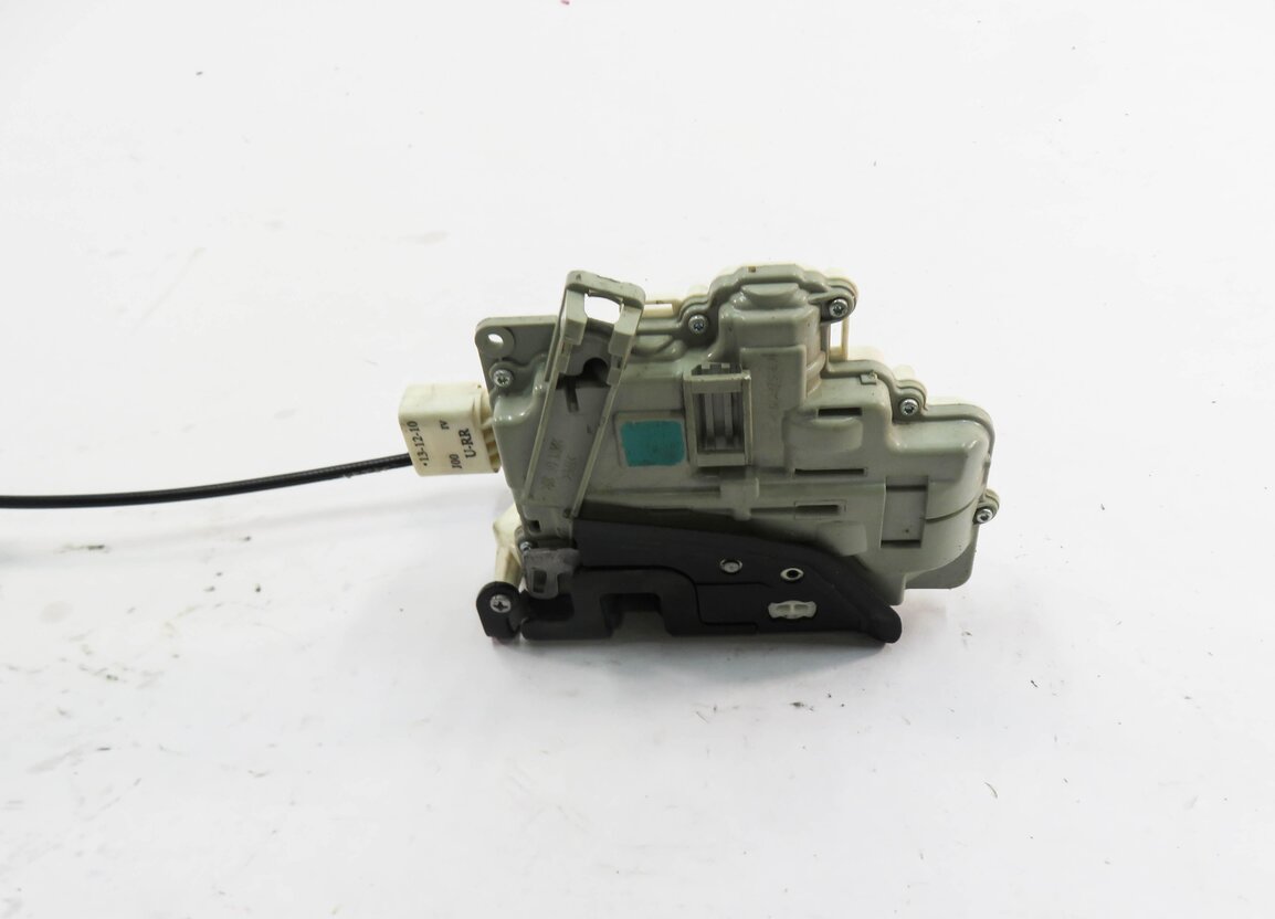 Thumbnail 5: 2010-2019 AUDI / PORSCHE A4 S4 A5 S5 A6 Q3 Q5 Q7 TT 911 - RIGHT FRONT DOOR LATCH