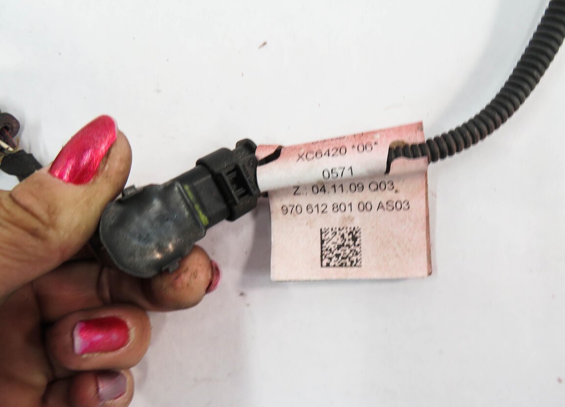 Thumbnail 5: 2011 PORSCHE PANAMERA (970 G1) REAR PDC PARK SENSOR SET w/ HARNESS (ORANGE)
