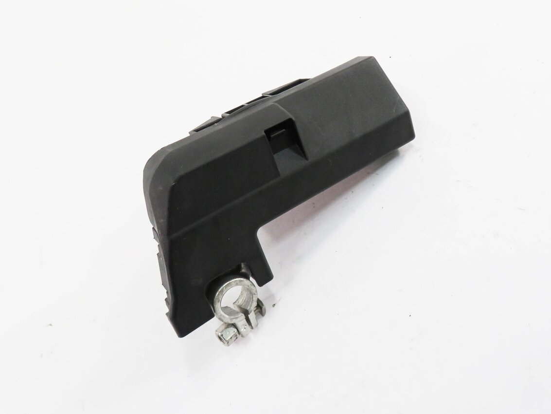 2013 AUDI A4 (B8 8K) POSITIVE BATTERY CABLE w/ OVERLOAD PROTECTION SWITCH