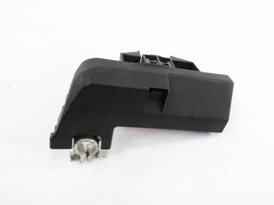 Thumbnail 2: 2013 AUDI A4 (B8 8K) POSITIVE BATTERY CABLE w/ OVERLOAD PROTECTION SWITCH