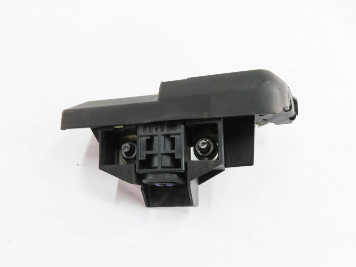 Thumbnail 5: 2013 AUDI A4 (B8 8K) POSITIVE BATTERY CABLE w/ OVERLOAD PROTECTION SWITCH