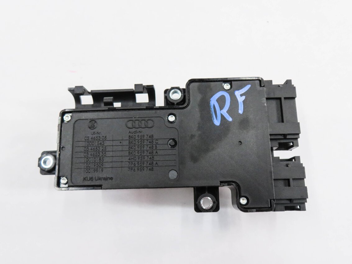 Thumbnail 6: 2013 AUDI A4 (B8 8K) RIGHT FRONT PASSENGER SEAT ADJUSTMENT SWITCH