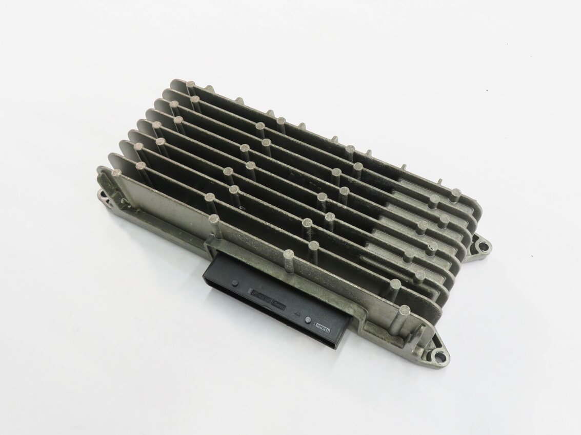 2013-2016 AUDI A4 S4 (B8 8K) RADIO STEREO AUDIO AMP AMPLIFIER (8UQ / 8YN)