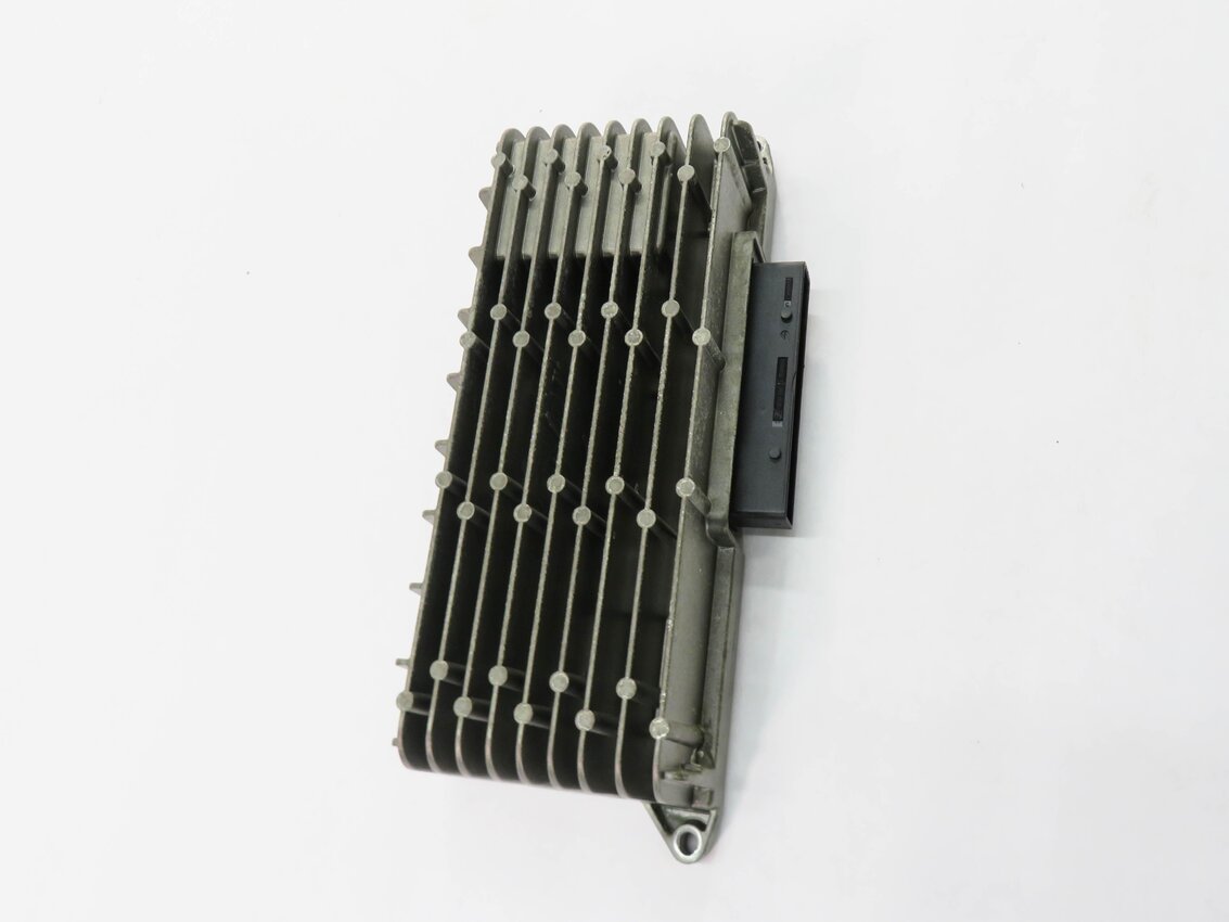 Thumbnail 4: 2013-2016 AUDI A4 S4 (B8 8K) RADIO STEREO AUDIO AMP AMPLIFIER (8UQ / 8YN)