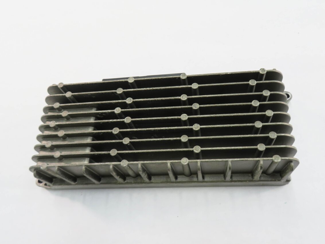 Thumbnail 5: 2013-2016 AUDI A4 S4 (B8 8K) RADIO STEREO AUDIO AMP AMPLIFIER (8UQ / 8YN)