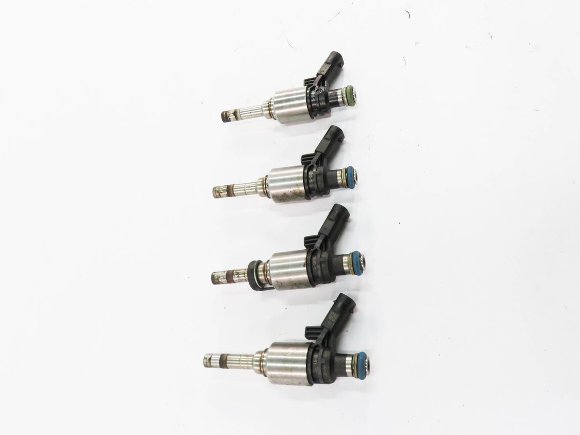 Thumbnail 3: 2013-2017 AUDI A4 A5 Q5 (B8 8K 8R 8T) 2.0L TURBO ENGINE FUEL INJECTOR SET