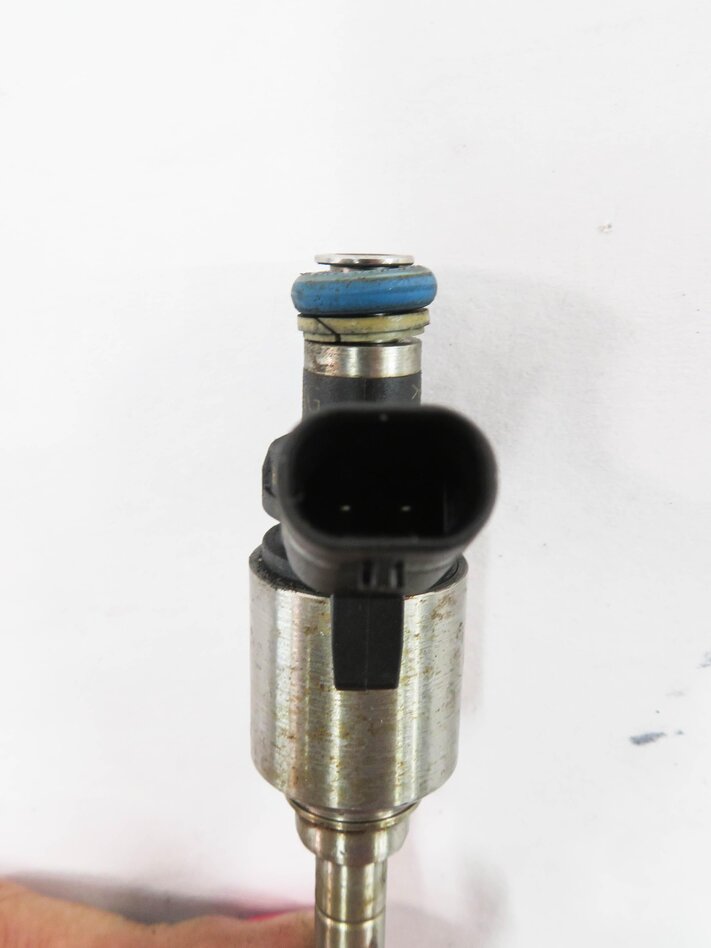 Thumbnail 6: 2013-2017 AUDI A4 A5 Q5 (B8 8K 8R 8T) 2.0L TURBO ENGINE FUEL INJECTOR SET