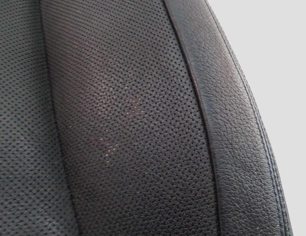 Thumbnail 8: 2011 BMW 535i (F10) PASSENGER - LOWER BOTTOM HEATED SEAT CUSHION (BLACK LEATHER)