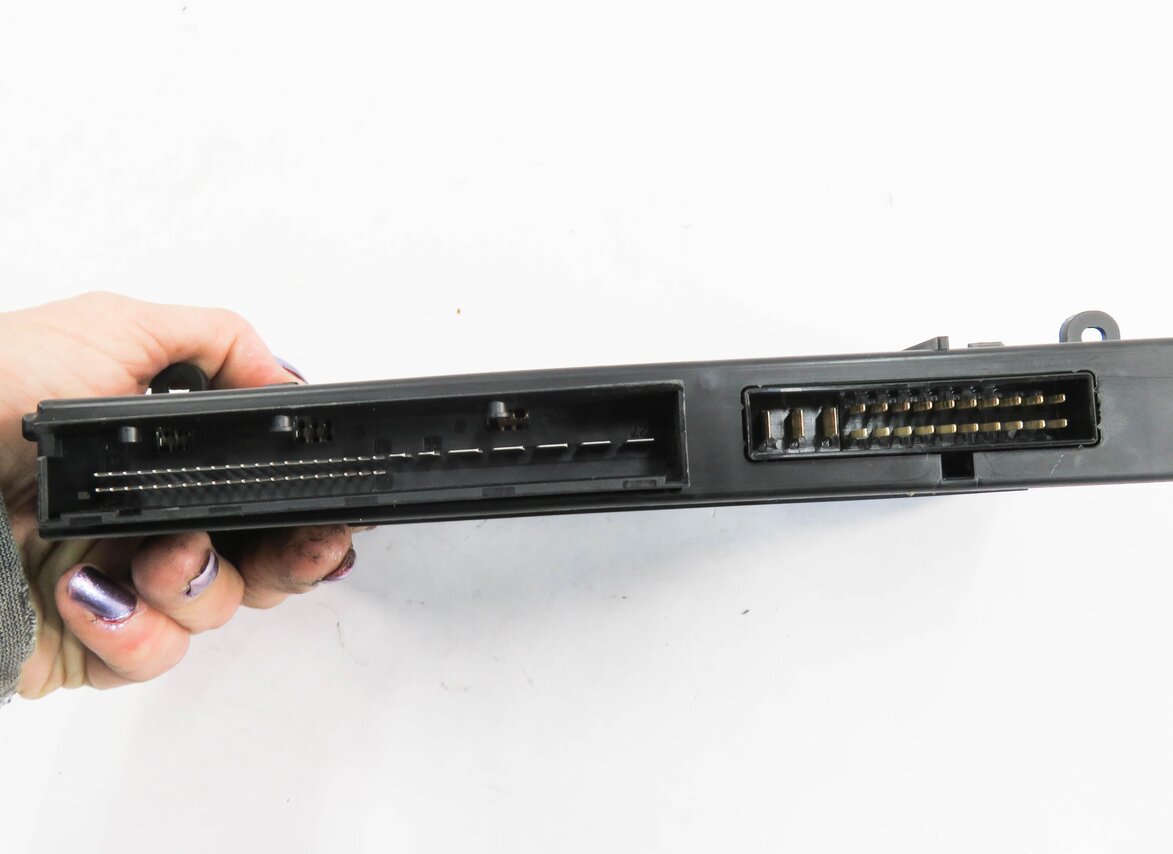 Thumbnail 8: 2010-2011 BMW 528i 535i 550i 535iGT 550iGT (F07 F10) MAIN BODY CONTROL MODULE