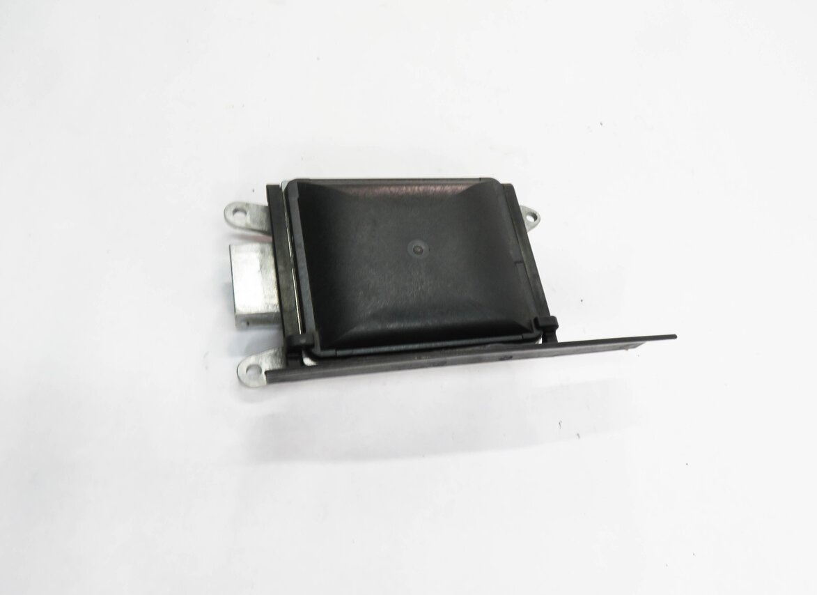 Thumbnail 4: 2011 BMW 535i (F10) LANE DEPARTURE WARNING SENSOR RADAR MODULE (SLAVE)
