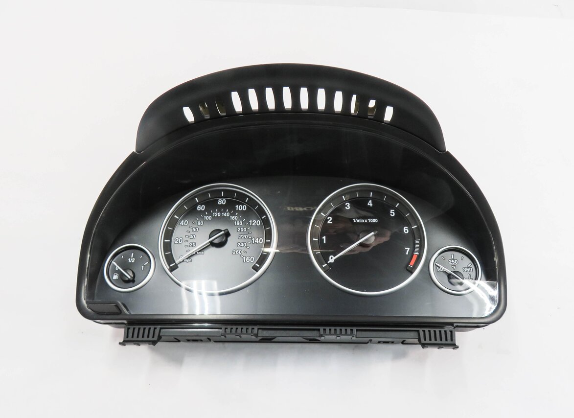 Thumbnail 3: 2011 BMW 528i 535i 550i X3 GT (F10 F07 F25) SPEEDOMETER INSTRUMENT GUAGE (164k)