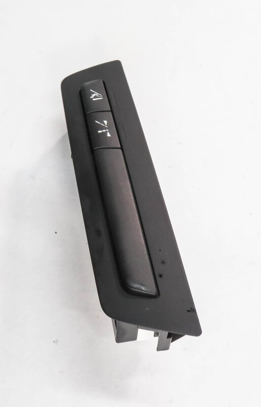 Thumbnail 5: 2011 BMW 535i (F10) LANE ASSIST LANE DEPARTURE SWITCH BUTTON PANEL