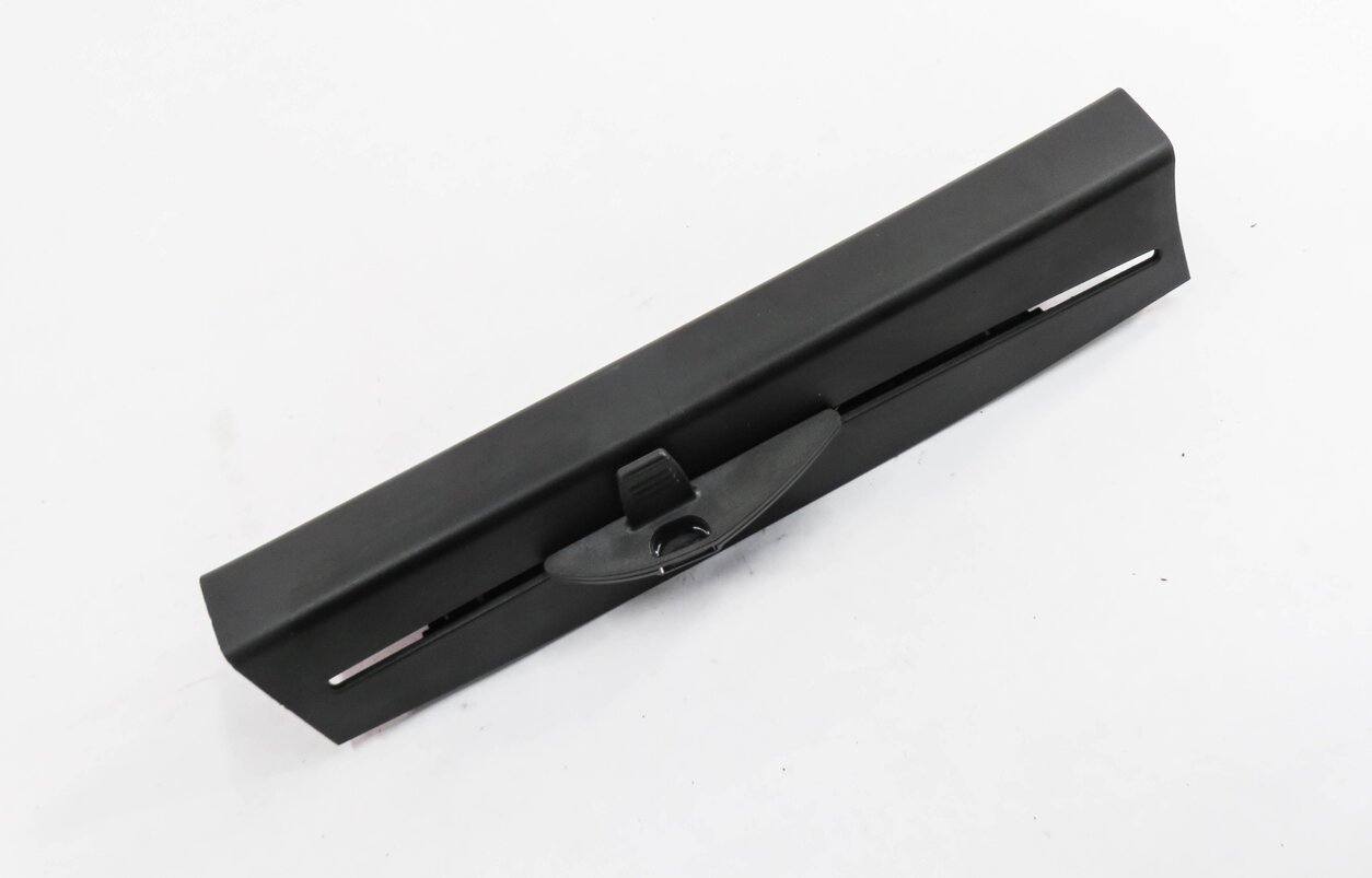 11-16 BMW 528i 535i 550i (F10) RIGHT REAR DOOR QUARTER VENT WINDOW PRIVACY SHADE