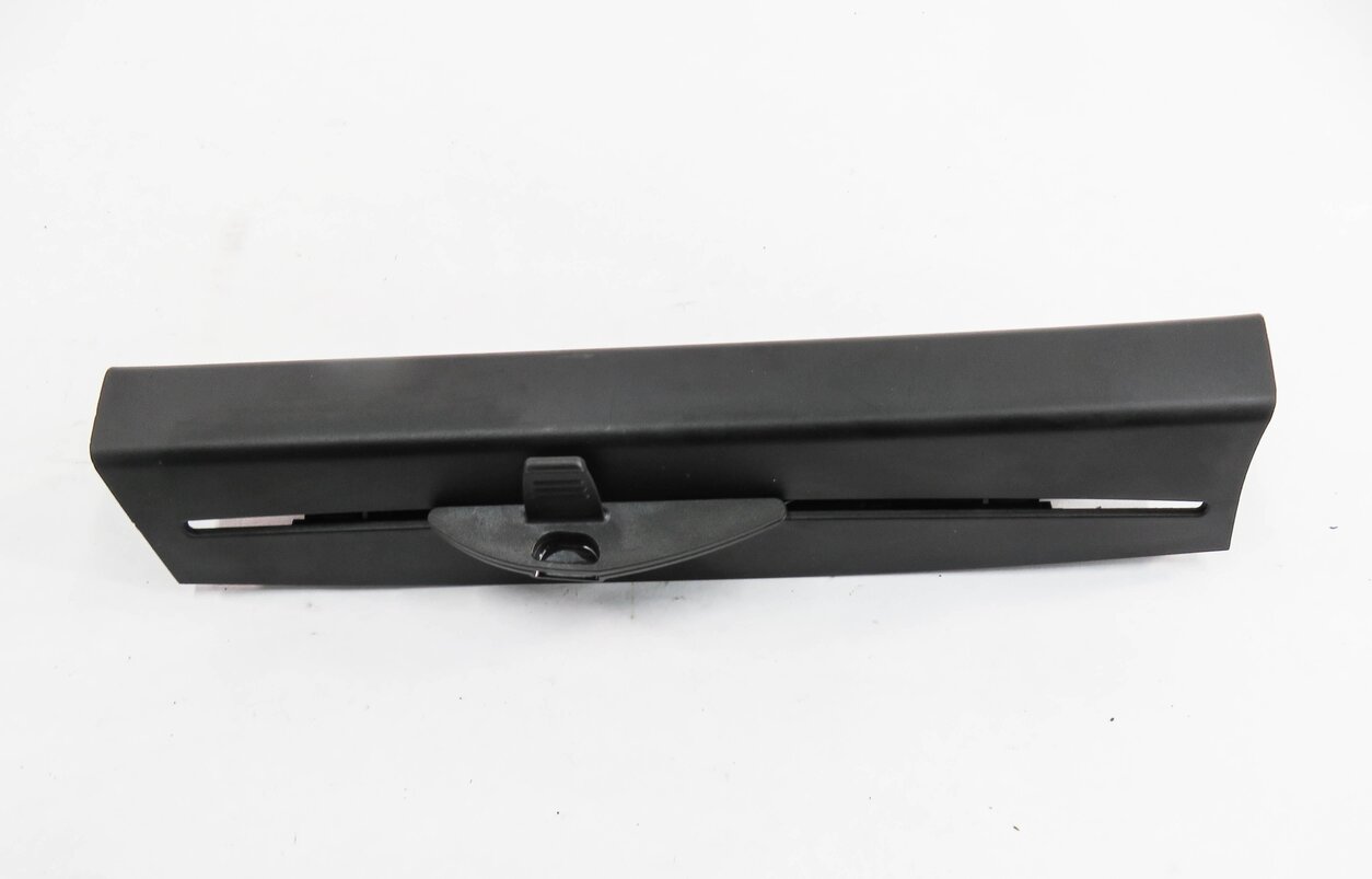 Thumbnail 2: 11-16 BMW 528i 535i 550i (F10) RIGHT REAR DOOR QUARTER VENT WINDOW PRIVACY SHADE