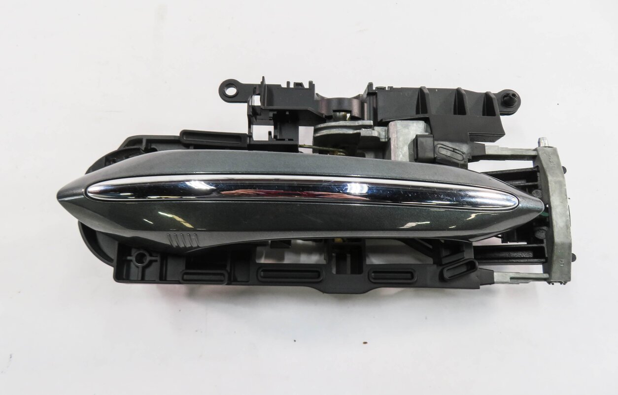 Thumbnail 2: 09-18 BMW 528i 535i 550i 740i 750i 760i RIGHT FRONT COMFORT DOOR HANDLE (GRAY)