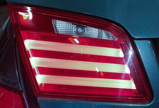 Thumbnail 2: 2011-2013 BMW 528i 535i 550i M5 (F10) LEFT REAR TRUNK TAILLIGHT LIGHT LAMP