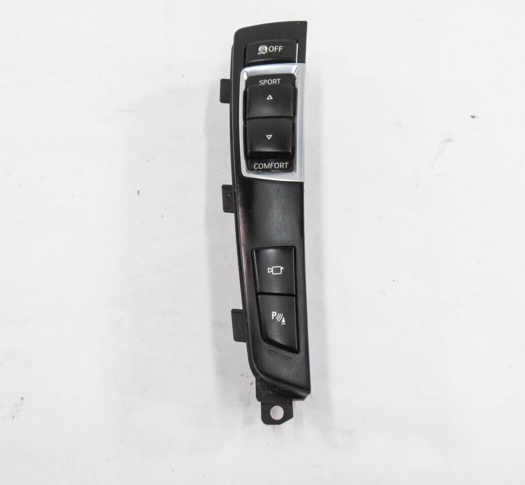 Thumbnail 2: 2011 BMW 535i (F10) TRACTION CONTROL SPORT COMFORT CAMERA PDC SWITCH BUTTON