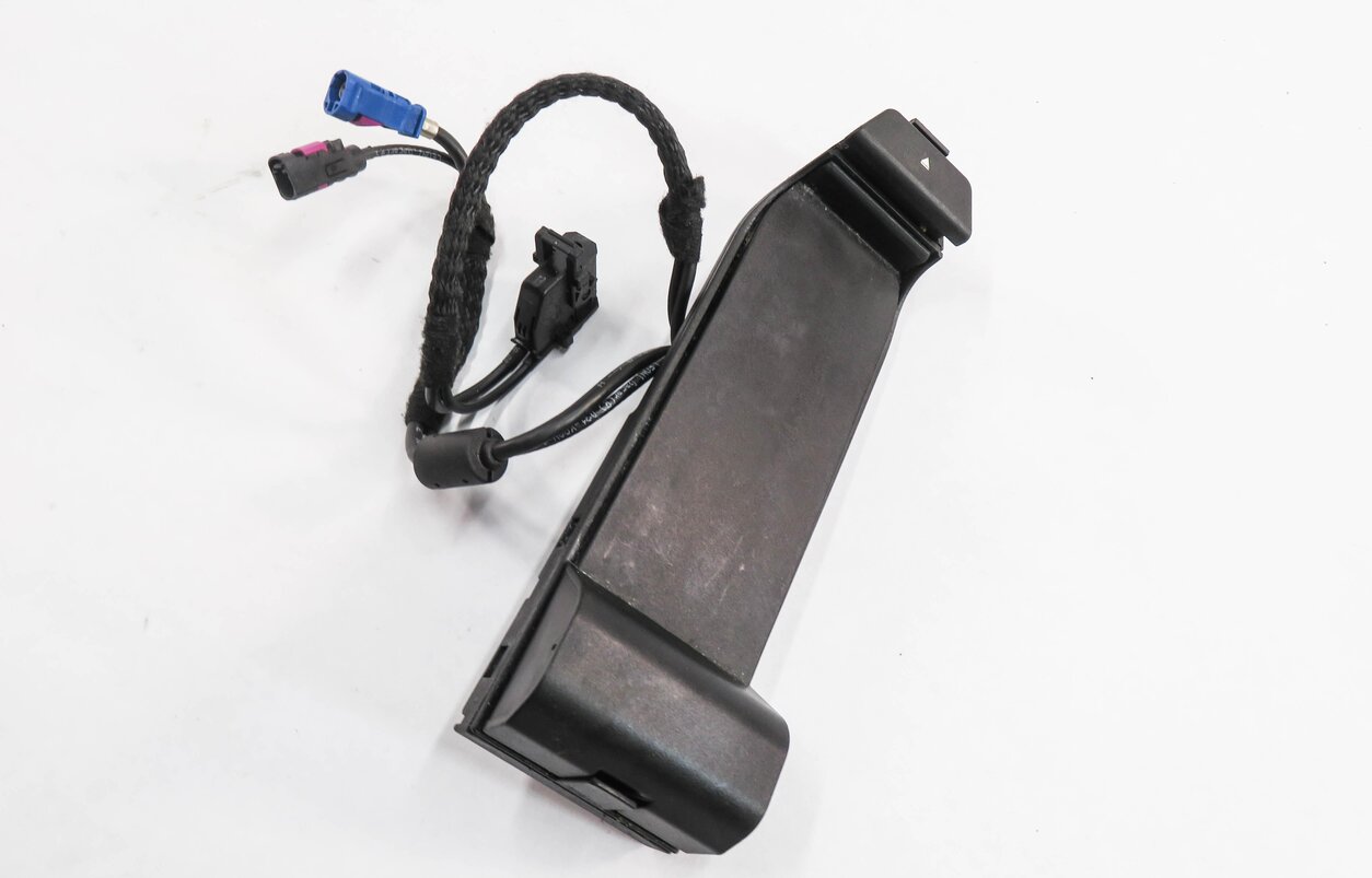 2011 BMW 535i (F10) CELL PHONE SNAP IN CRADLE