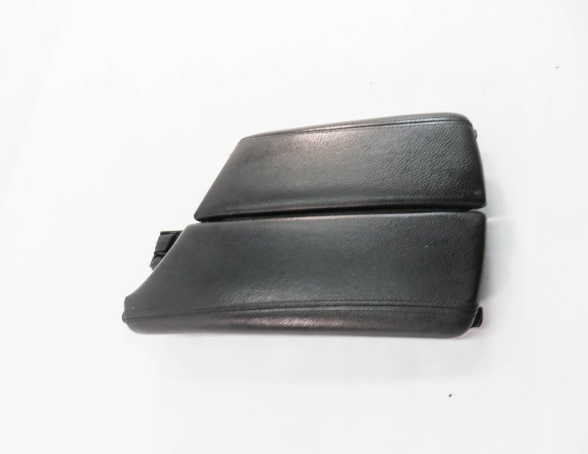 Thumbnail 3: 2011 BMW 528i 535i 550i (F10) FRONT CENTER CONSOLE ARM REST LID (BLACK LEATHER)