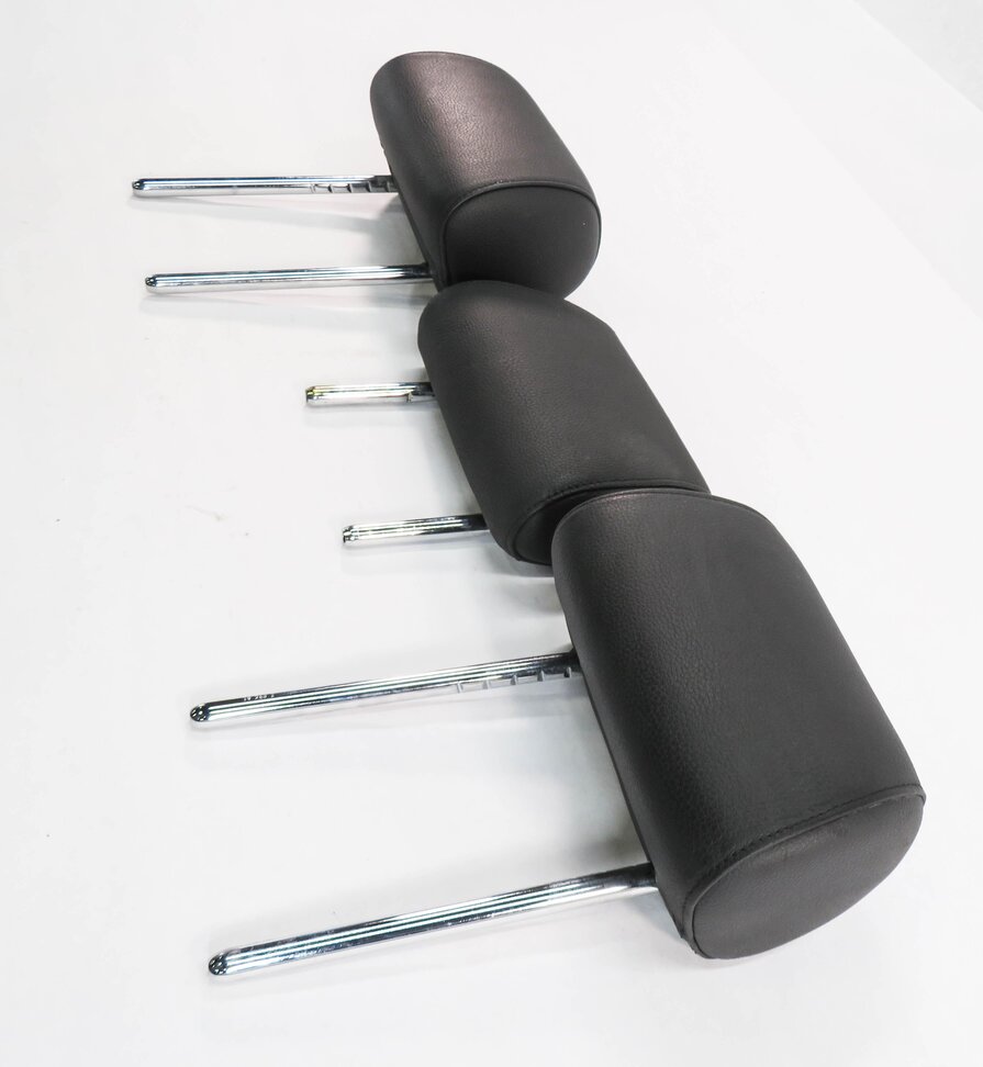 Thumbnail 3: 2011 BMW 535i (F10) REAR SEAT HEADREST SET-3 (BLACK LEATHER)