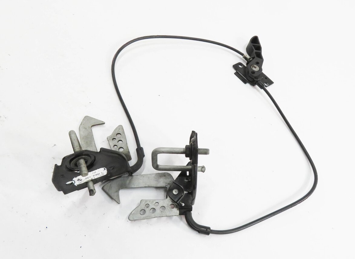 2011 BMW 535i (F10) FRONT LEFT & RIGHT UPPER HOOD LOCK LATCH SET w/ RELEASE