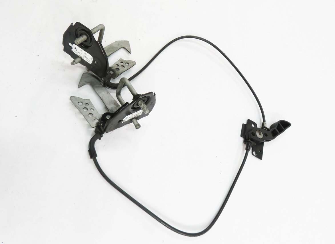 Thumbnail 4: 2011 BMW 535i (F10) FRONT LEFT & RIGHT UPPER HOOD LOCK LATCH SET w/ RELEASE