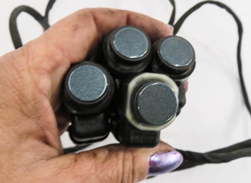 Thumbnail 5: 2011 BMW 535i (F10) REAR PDC PARK DISTANCE SENSOR SET w/ HARNESS (TASMAN GRAY)