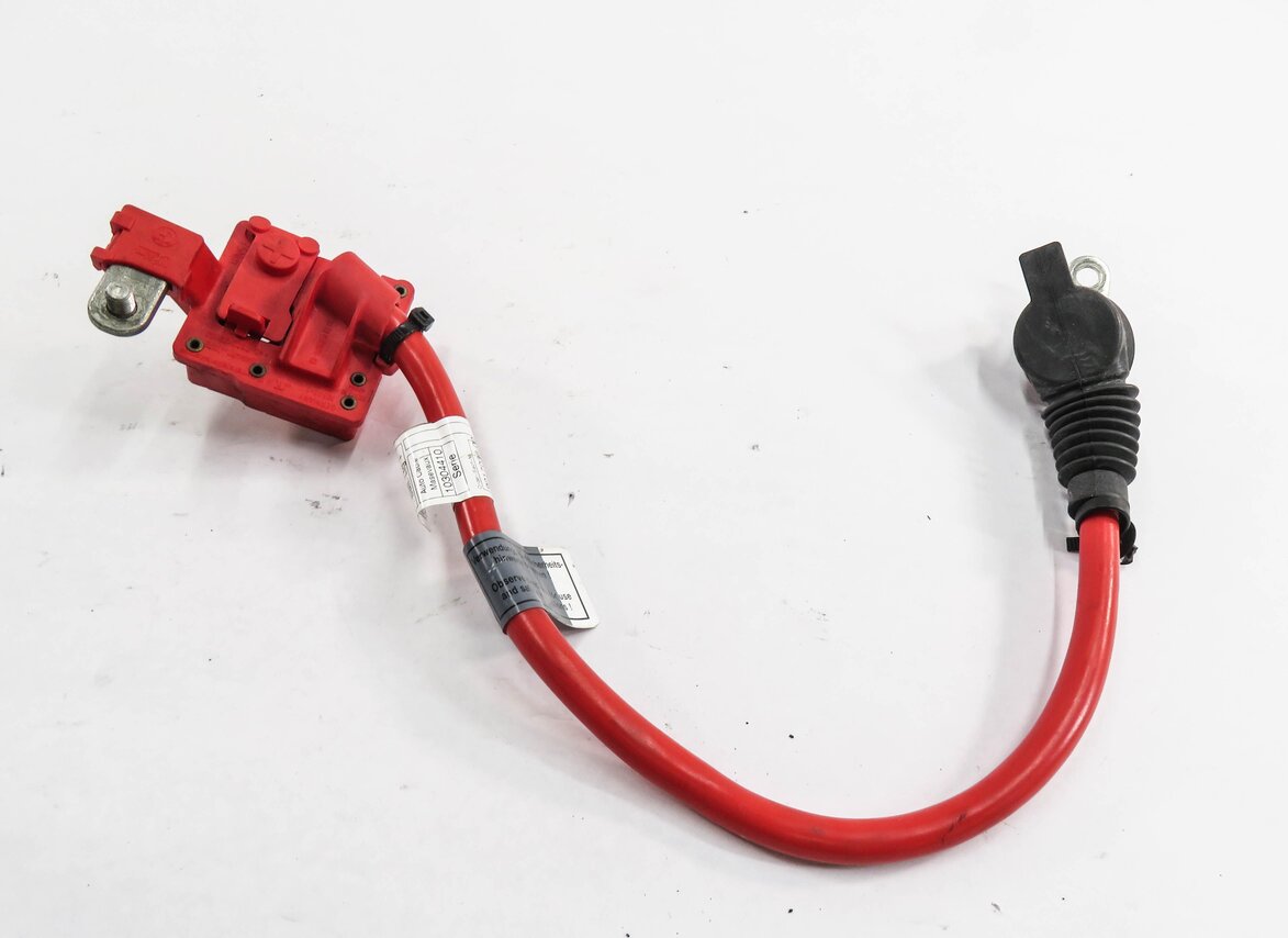 Thumbnail 2: 2011 BMW 535i (F10) POSITIVE BATTERY CABLE