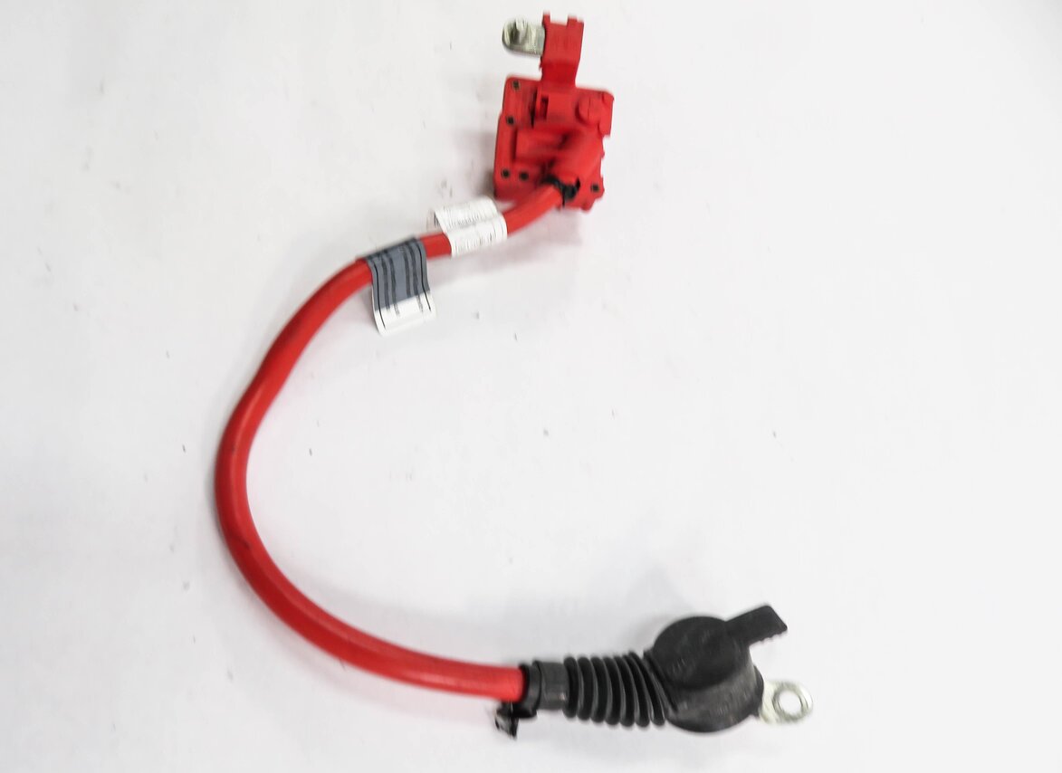 Thumbnail 4: 2011 BMW 535i (F10) POSITIVE BATTERY CABLE