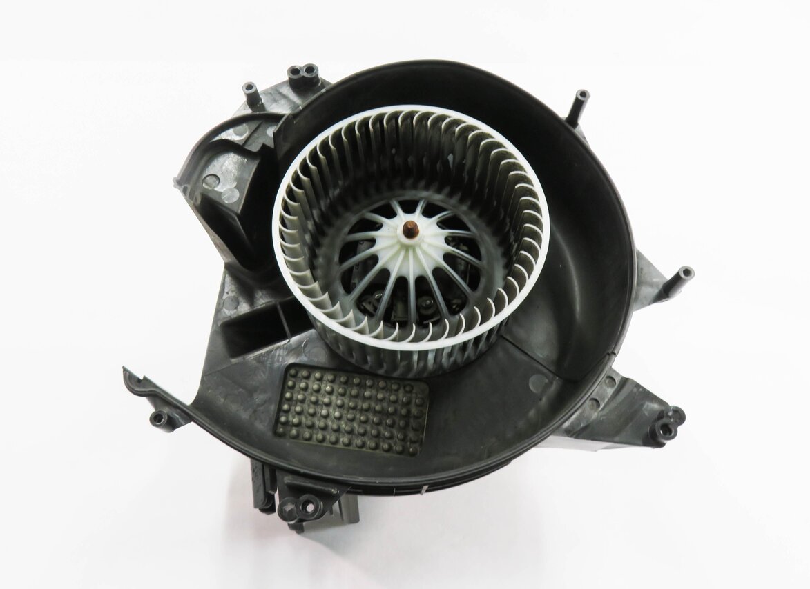 Thumbnail 2: 09-18 BMW 528i 535i 550i 640i M6 740i 750i 760i (F01 F06 F10 F12) BLOWER MOTOR