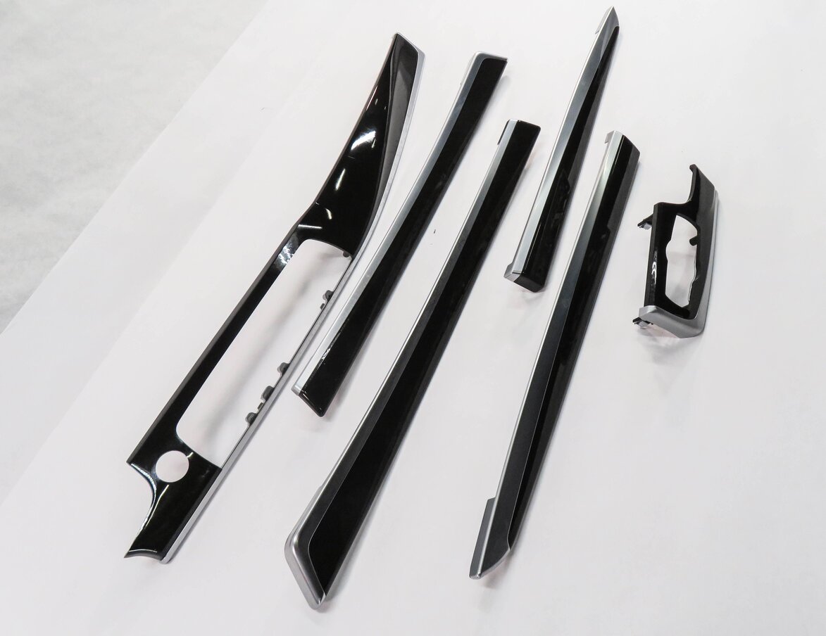 Thumbnail 10: 2011 BMW 535i (F10) DASH & DOOR TRIM PANEL SET-6 (ASH GRAIN WOOD)