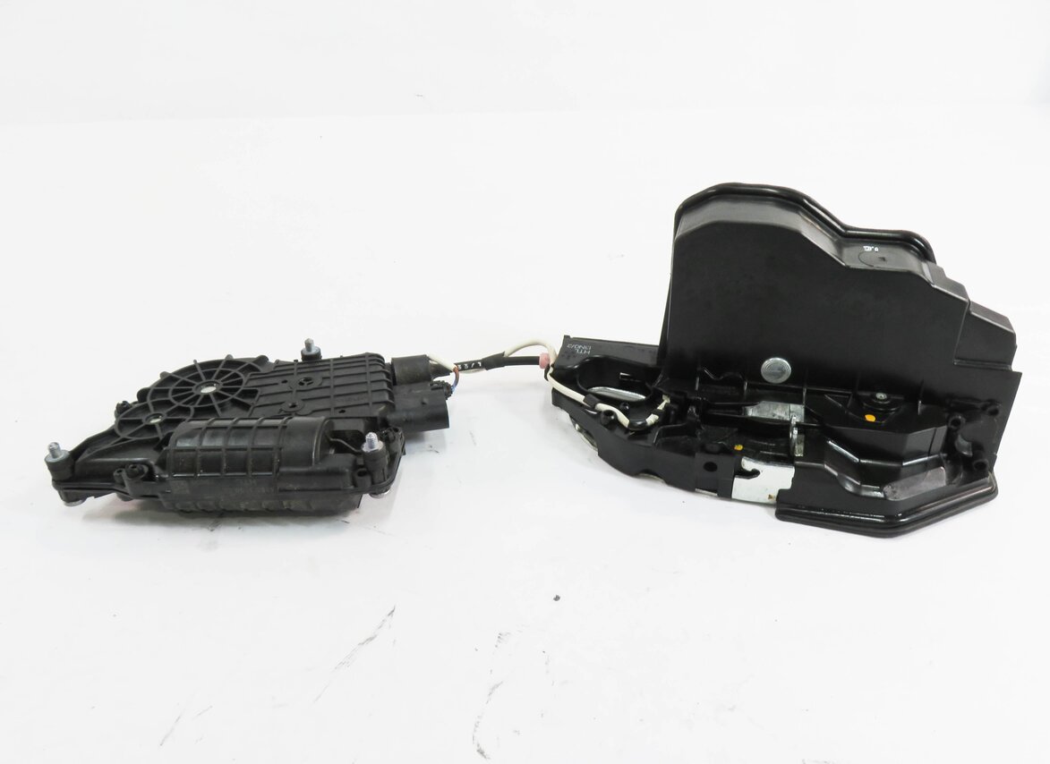 Thumbnail 2: 2011-2016 BMW 528i 535i 550i M5 (F10) LEFT REAR SOFT CLOSE DOOR LOCK LATCH SET
